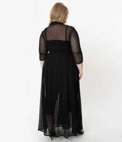 Clothing Unique Vintage Plus Size Black Swiss Dot Starlet Duster