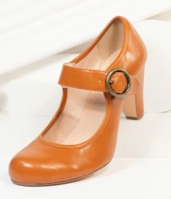 Demfon International (Chelsea Crew) Chelsea Crew 1940s Brown Leatherette Madeline Pumps