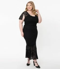 Ains & Elke StyleHaus Plus Size Vintage Style Black Lace Rapture Wiggle Dress