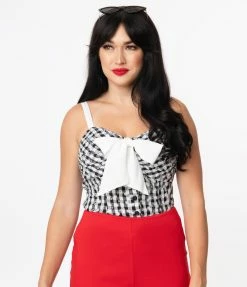 Sale Unique Vintage Black Gingham & White Eyelet DuBois Top