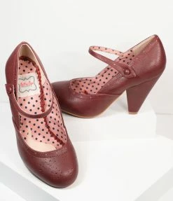 Ellie Shoes Bettie Page Burgundy Leatherette Elanor Heels