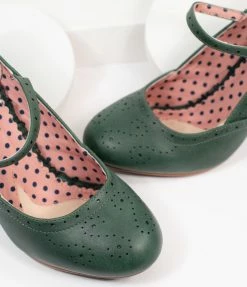Ellie Shoes Bettie Page Green Leatherette Elanor Heels