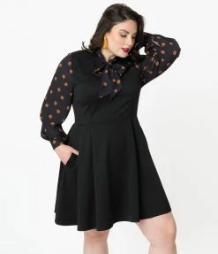 Smak Parlour Plus Size Black & Pumpkin Print She.E.O. Fit & Flare Dress Sale