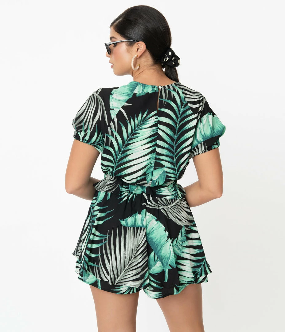 Allie Rose By Ember Clothing Retro Style Green & Black Palm Print Tropical Skort