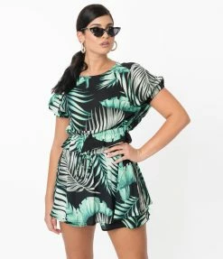 Allie Rose By Ember Clothing Retro Style Green & Black Palm Print Tropical Skort