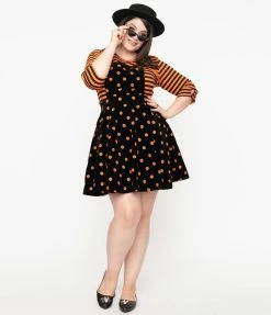 Sale Unique Vintage Plus Size Black & Orange Pumpkin Patch Corduroy Brionne Pinafore Skirt