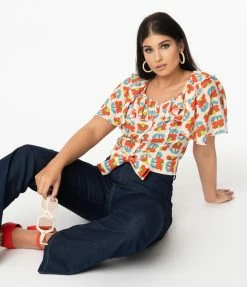 Saint Geraldine Retro Style Cream & Red Floral Print Kathleen Crop Blouse Sale