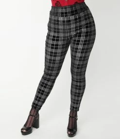 Sale Unique Vintage Black & Silver Plaid Velvet Rizzo Cigarette Pants