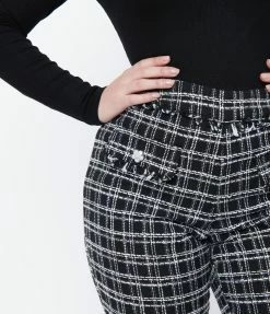 Sale Smak Parlour Black & White Plaid Sunshine Capri Pants