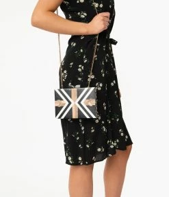 Ricki Designs Retro Style Black & White Chevron Wood & Resin Hard Clutch Accessories