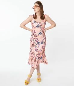 SHEEN Clothing Ltd Light Pink & Paisley Floral Print Devika Pencil Dress