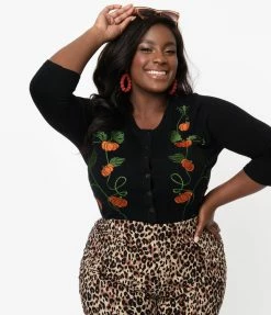 Sale Unique Vintage Plus Size 1950s Black & Pumpkin Embroidered Bookworm Cardigan