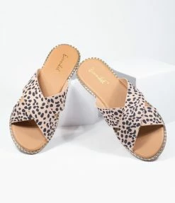 Ccocci Cheetah Print Criss Cross Sandals Flats