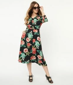 Lifestyle Group (UK) Ltd Black & Red Rose Print Swing Dress