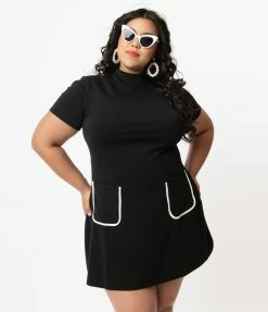 Clothing Smak Parlour Plus Size Black Mock Turtleneck Wave Maker Dress