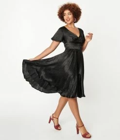 SHEEN Clothing Ltd Black Leaf Print Satin Kaylee Swing Dress
