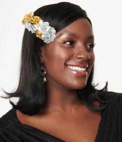 Collectif Festive Floral Janette Hair Floral Clip Hair Accessories