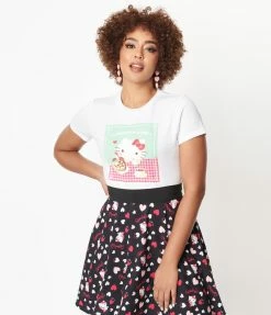 Hello Kitty X Unique Vintage I Love Apple Pie Womens Graphic Tee Fan Flair
