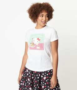 Hello Kitty X Unique Vintage I Love Apple Pie Womens Graphic Tee Fan Flair