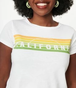 Unique Vintage California Graphic Crop Tee Clothing