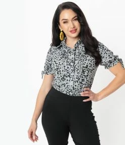 Sale Unique Vintage Grey & Black Spotted Print Colvin Blouse