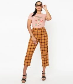 Unique Vintage Dusty Pink Trick Or Treat Womens Graphic Tee