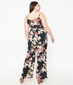 Clothing Unique Vintage Plus Size Dark Green & Red Floral Print Raleigh Jumpsuit