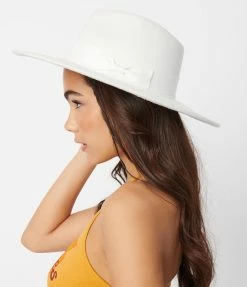 Queens White Panama Wide Brim Hat Hats