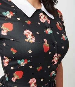 Strawberry Shortcake X Unique Vintage Strawberry Shortcake Print Brady Flare Dress