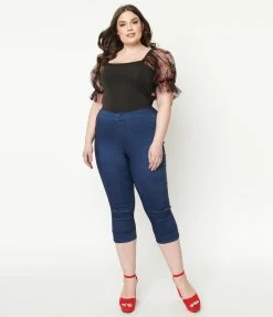 Smak Parlour Plus Size Dark Denim Heart Pocket Smarty Pants Capris Sale