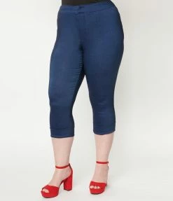 Smak Parlour Plus Size Dark Denim Heart Pocket Smarty Pants Capris Sale