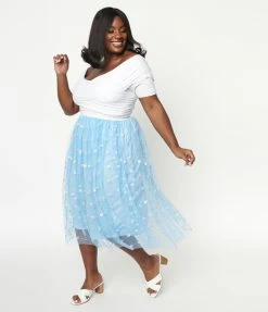 Sale Unique Vintage Plus Size Periwinkle Tulle & White Daisy Hilty Skirt
