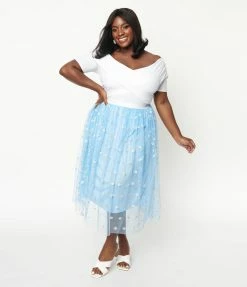 Sale Unique Vintage Plus Size Periwinkle Tulle & White Daisy Hilty Skirt