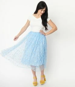 Unique Vintage Periwinkle Tulle & White Daisy Hilty Skirt