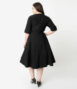 New Arrivals! Unique Vintage Plus Size Black Delores Swing Dress With Sleeves