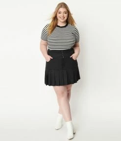Unique Vintage Plus Size Black Denim Pleated Serena Mini Skirt