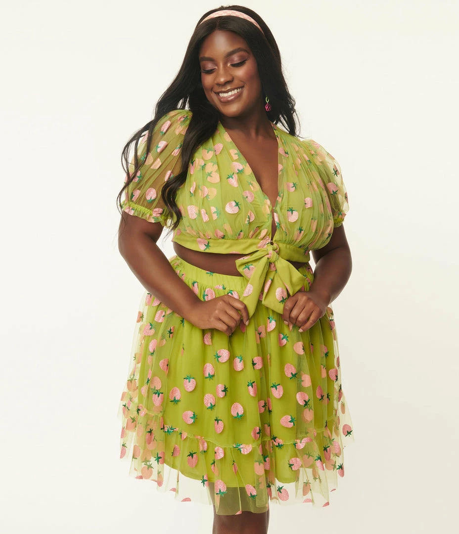 Smak Parlour Plus Size Avocado & Pink Strawberry Roller Queen Crop Blouse