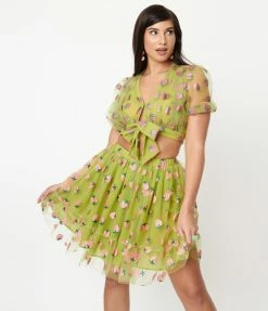 Sale Smak Parlour Avocado & Pink Strawberry Roller Queen Crop Blouse