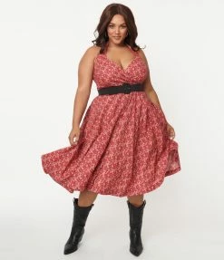 Sale Unique Vintage Plus Size 1950s Red Bandana Print Tarrytown Hostess Dress