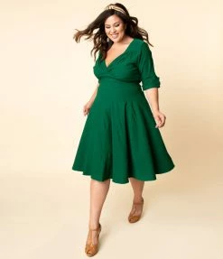Unique Vintage Plus Size Emerald Green Delores Swing Dress With Sleeves New Arrivals!
