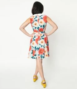 Sale Unique Vintage Mint & Red Floral Flare Skirt