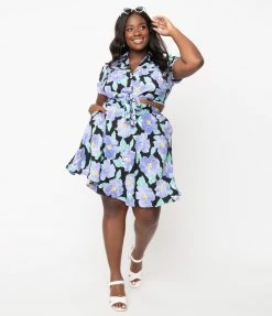 Unique Vintage Plus Size Black & Lilac Floral Print Briella Flare Skirt
