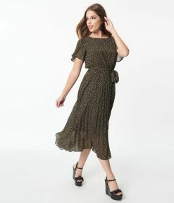 Polagram (Well Made) Black & Ivory Ditsy Leaf Midi Dress