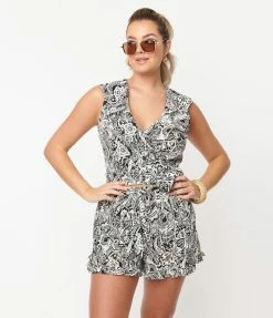 Unique Vintage Black & White Botanical Paisley Ruffle Shorts Sale