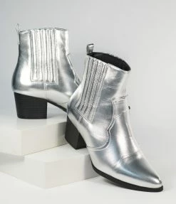 Verona Collection Boots Metallic Silver Ankle Booties