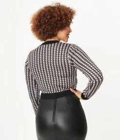 LUSH Light Pink & Black Houndstooth Crop Cardigan