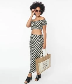 Compania Fantastica Black & White Wavy Stripe Sarong Skirt