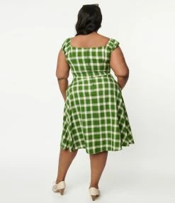 Lifestyle Group (UK) Ltd Sale Plus Size 1950s Green & White Plaid Swing Dress