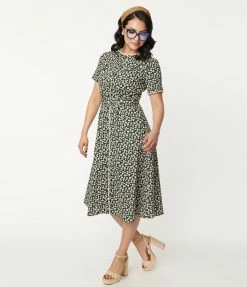 Lifestyle Group (UK) Ltd Black & White Daisy Midi Dress