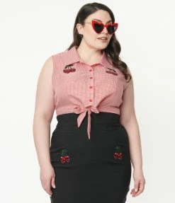 Lifestyle Group (UK) Ltd Plus Size Red Gingham & Cherry Skull Crop Top